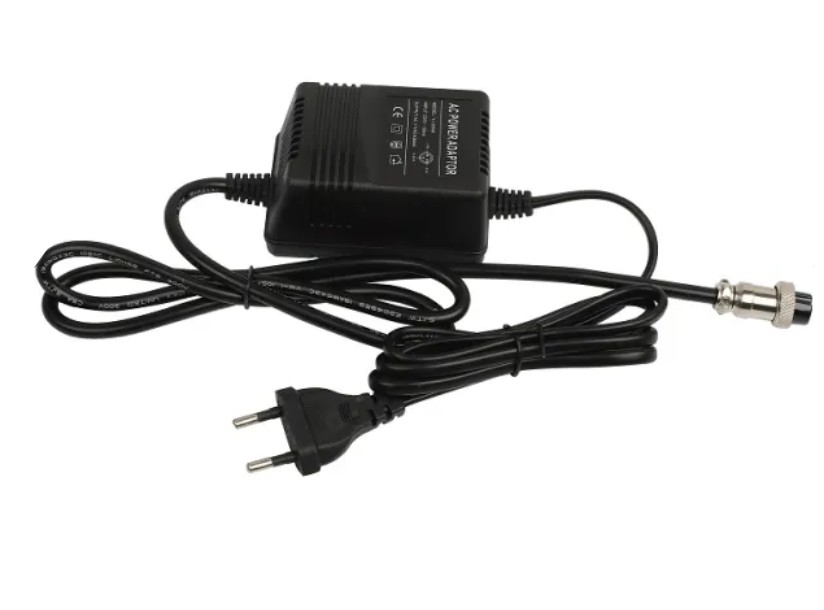TF - F4 4 Channel Audio Mixer black Cable